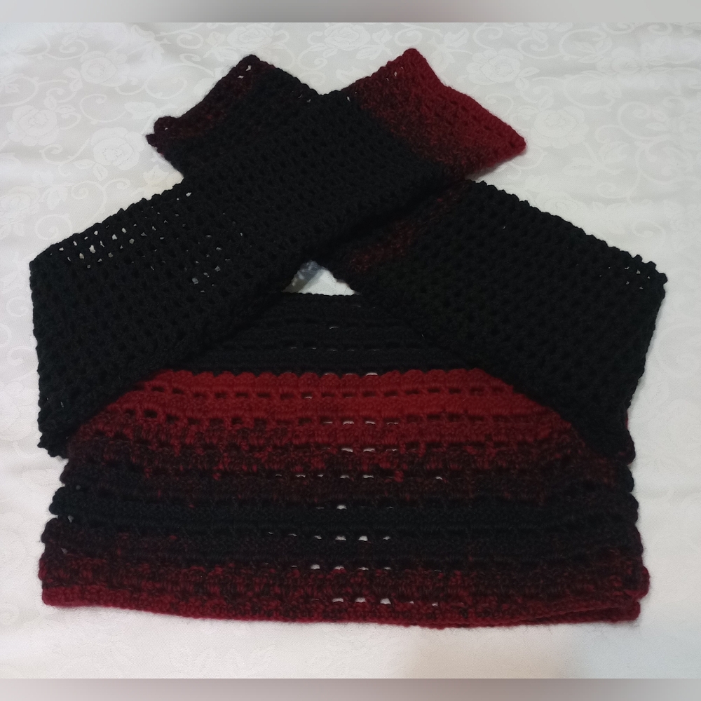Handmade Knit Long Sleeve - Picture 5 of 15